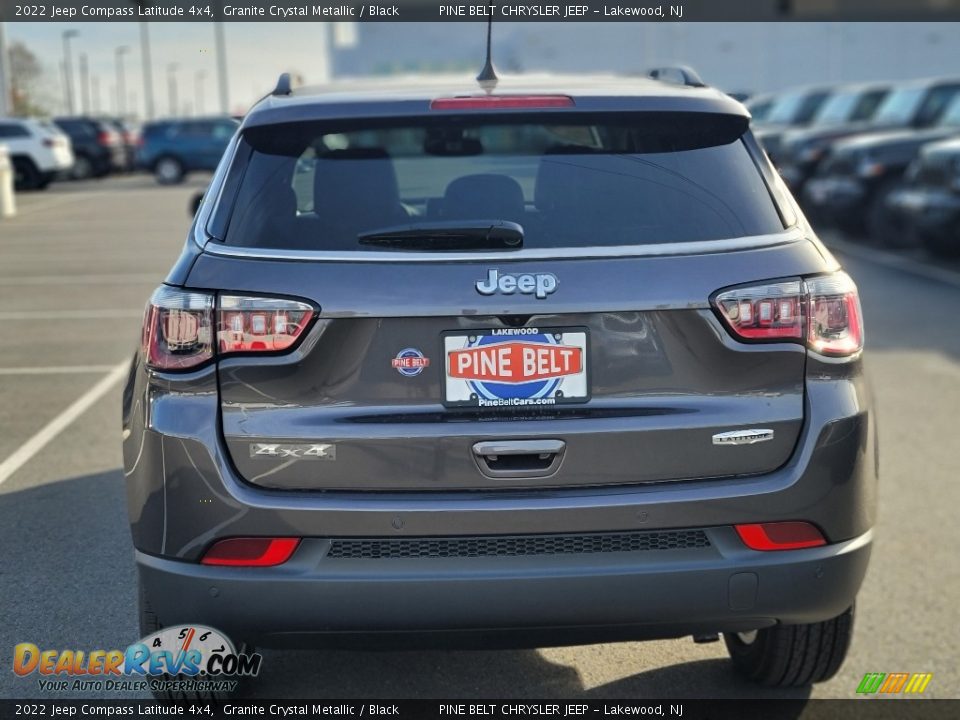 2022 Jeep Compass Latitude 4x4 Granite Crystal Metallic / Black Photo #6