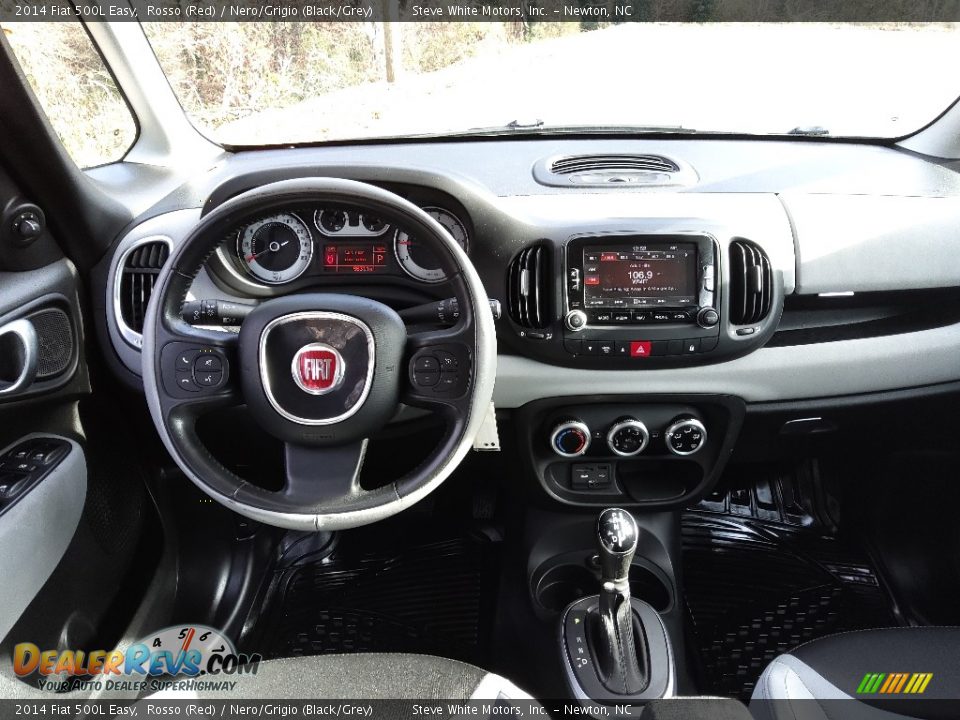 Dashboard of 2014 Fiat 500L Easy Photo #20