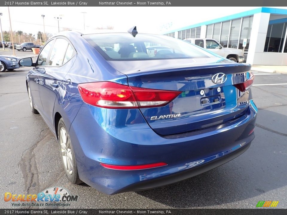 2017 Hyundai Elantra SE Lakeside Blue / Gray Photo #5