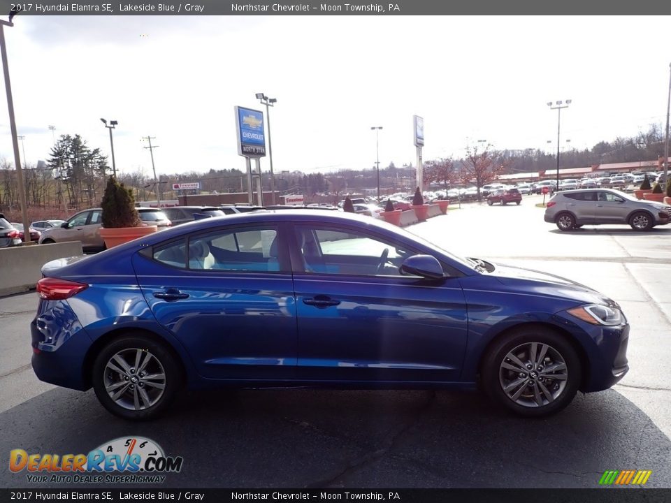 2017 Hyundai Elantra SE Lakeside Blue / Gray Photo #9