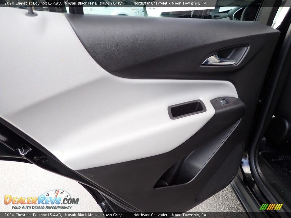 2020 Chevrolet Equinox LS AWD Mosaic Black Metallic / Ash Gray Photo #23
