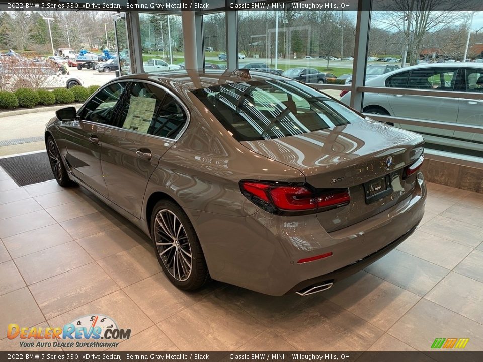 2022 BMW 5 Series 530i xDrive Sedan Bernina Gray Metallic / Black Photo #2