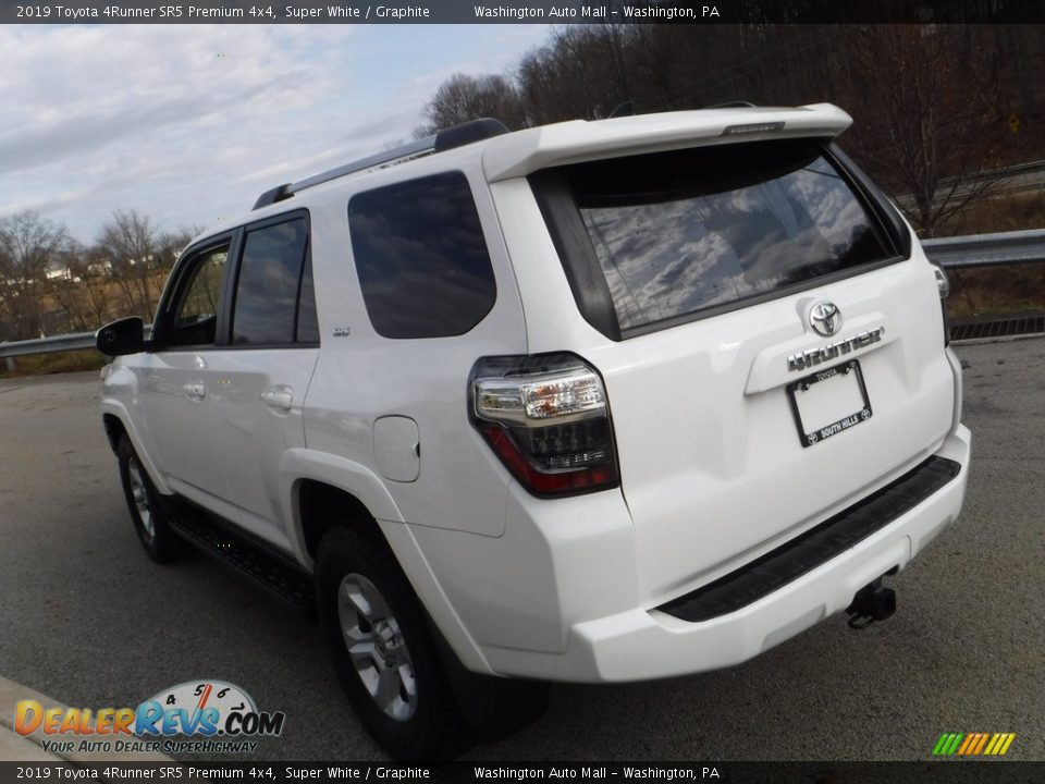 2019 Toyota 4Runner SR5 Premium 4x4 Super White / Graphite Photo #17