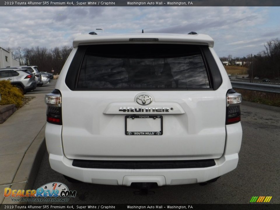 2019 Toyota 4Runner SR5 Premium 4x4 Super White / Graphite Photo #18