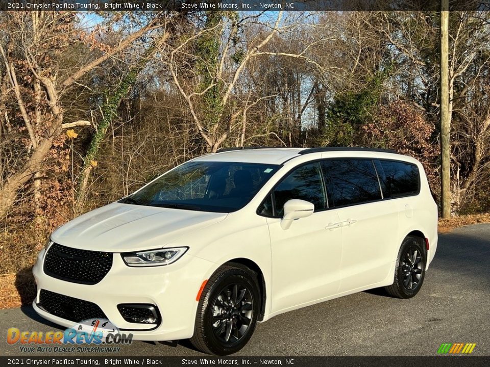 2021 Chrysler Pacifica Touring Bright White / Black Photo #2