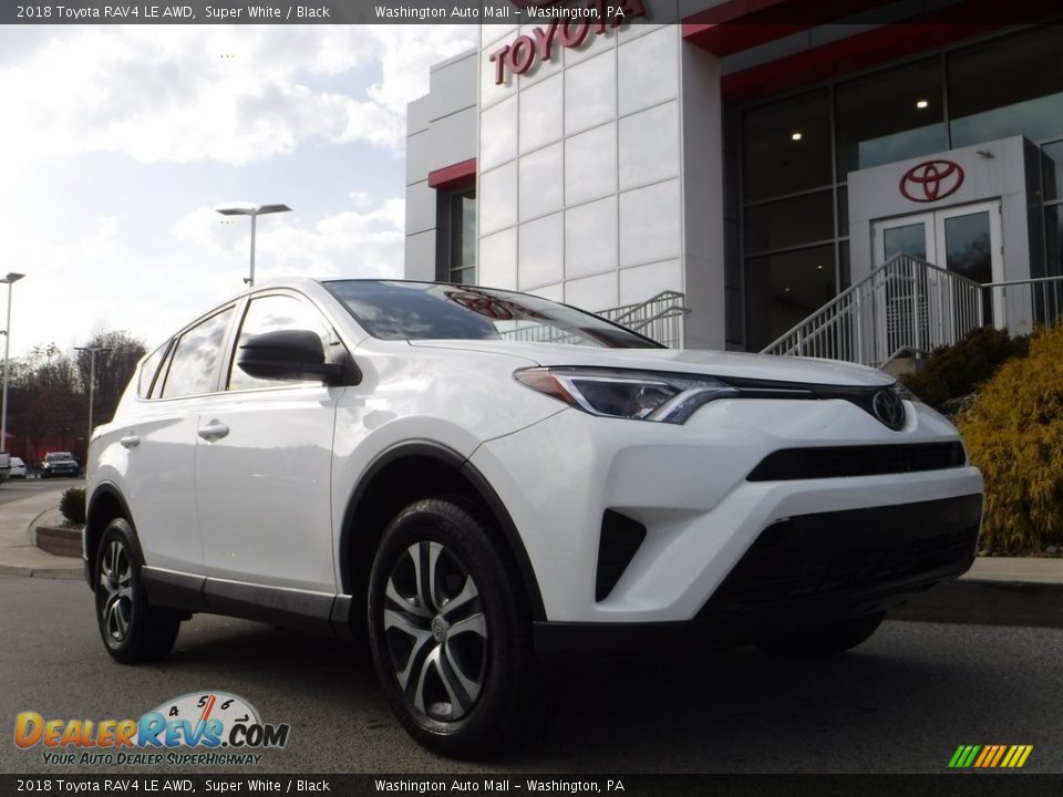 2018 Toyota RAV4 LE AWD Super White / Black Photo #9