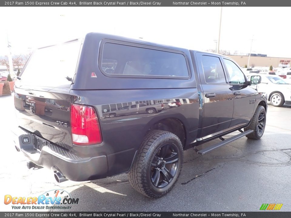 2017 Ram 1500 Express Crew Cab 4x4 Brilliant Black Crystal Pearl / Black/Diesel Gray Photo #8