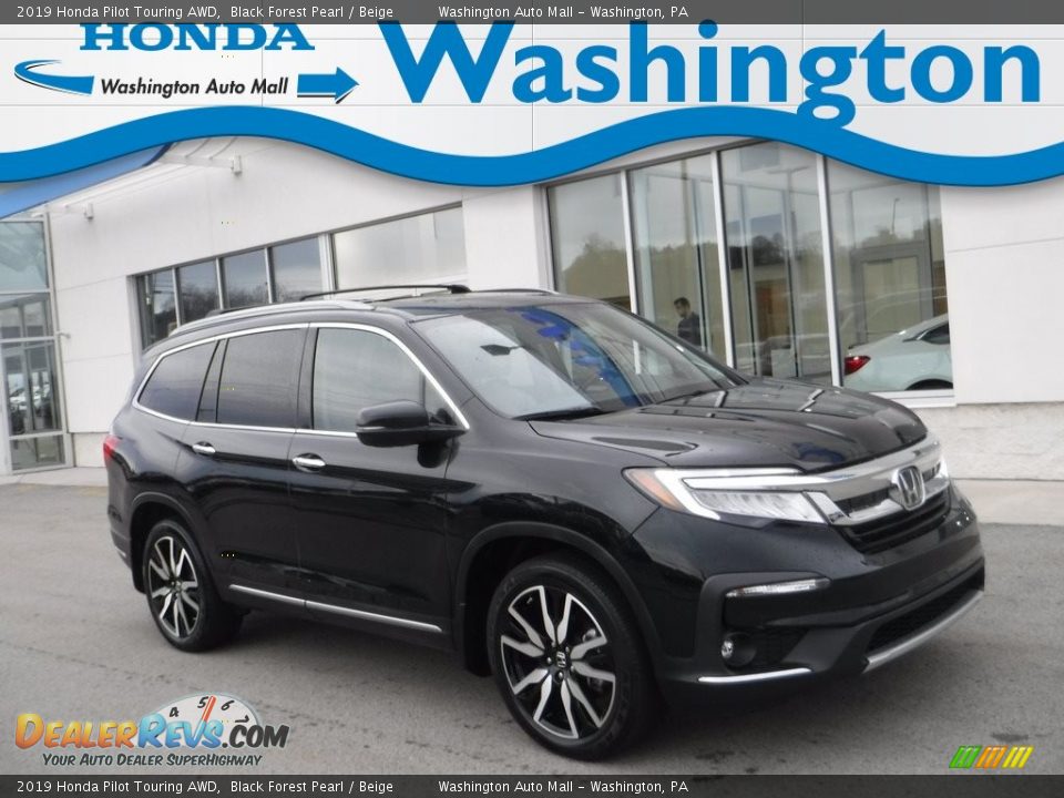 2019 Honda Pilot Touring AWD Black Forest Pearl / Beige Photo #1