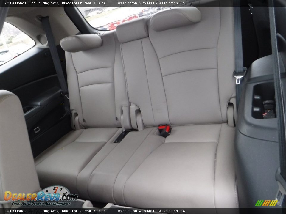 2019 Honda Pilot Touring AWD Black Forest Pearl / Beige Photo #34