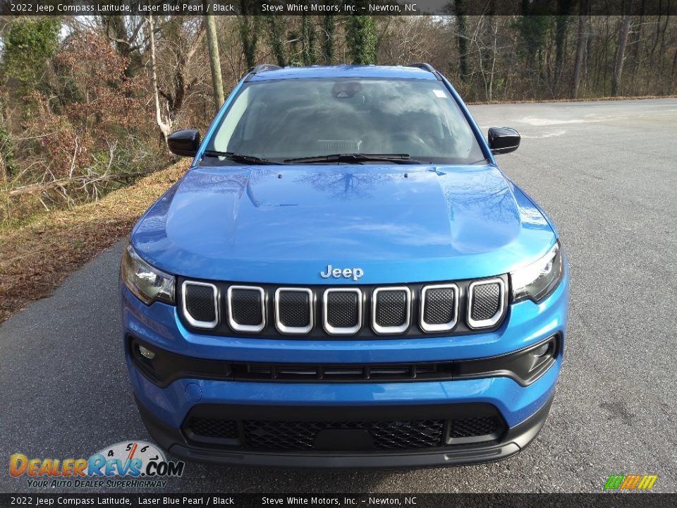 2022 Jeep Compass Latitude Laser Blue Pearl / Black Photo #3