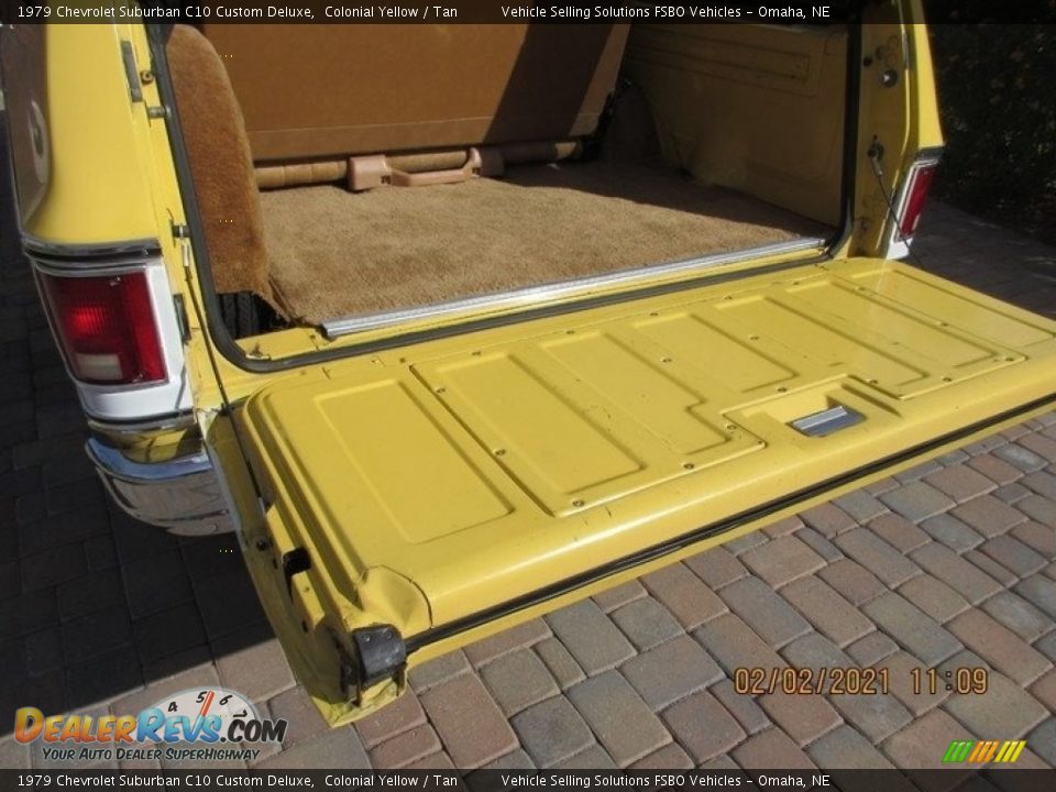 1979 Chevrolet Suburban C10 Custom Deluxe Colonial Yellow / Tan Photo #25