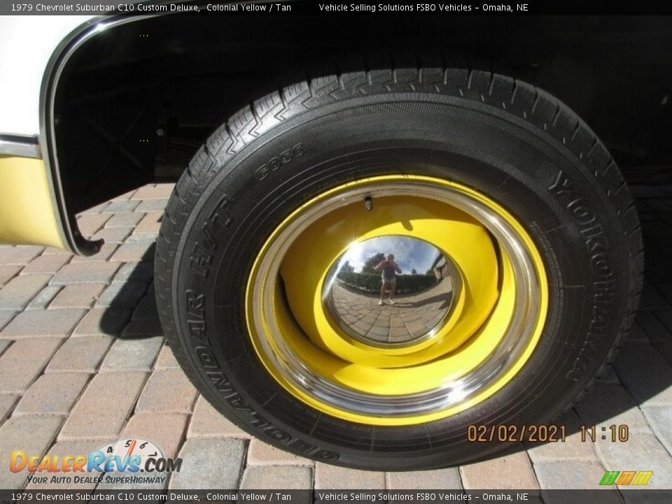 1979 Chevrolet Suburban C10 Custom Deluxe Colonial Yellow / Tan Photo #31