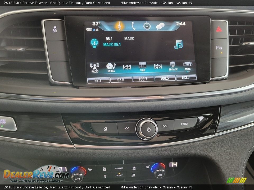 Controls of 2018 Buick Enclave Essence Photo #29