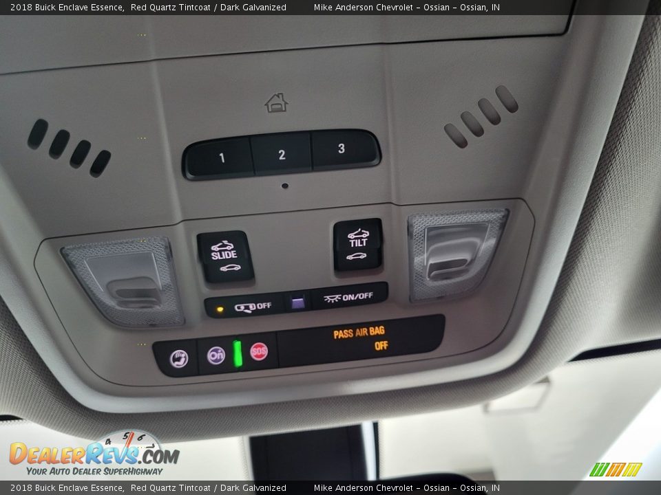 Controls of 2018 Buick Enclave Essence Photo #32