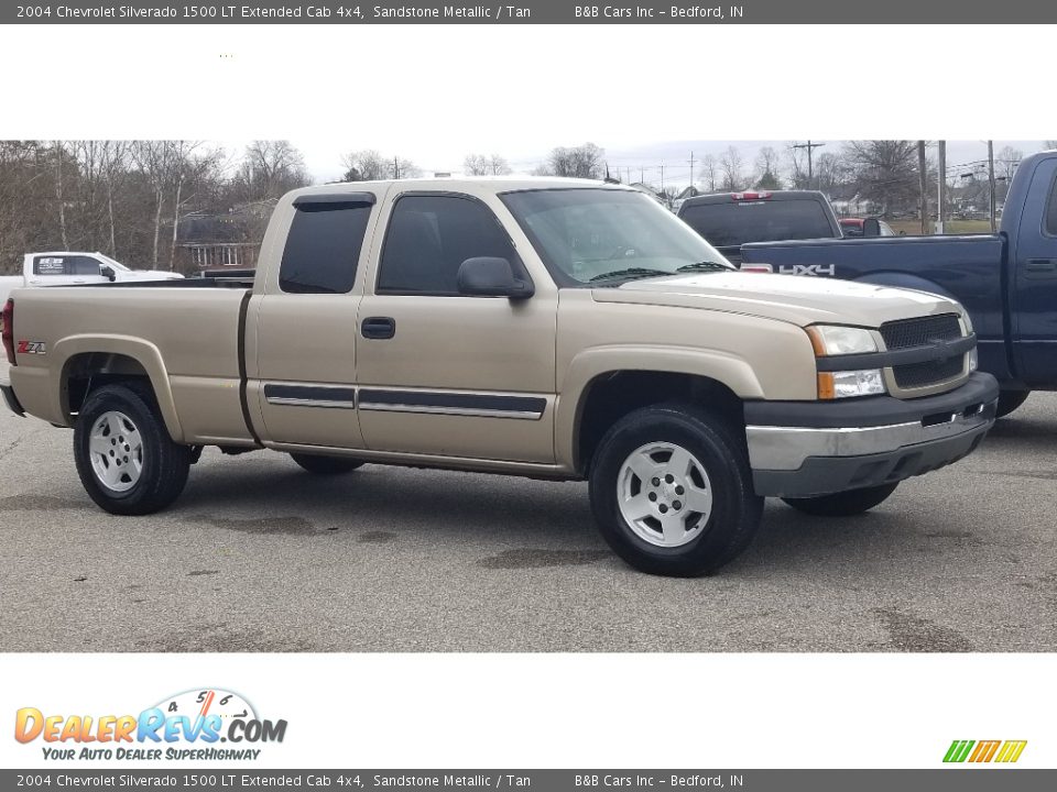 2004 Chevrolet Silverado 1500 LT Extended Cab 4x4 Sandstone Metallic / Tan Photo #1