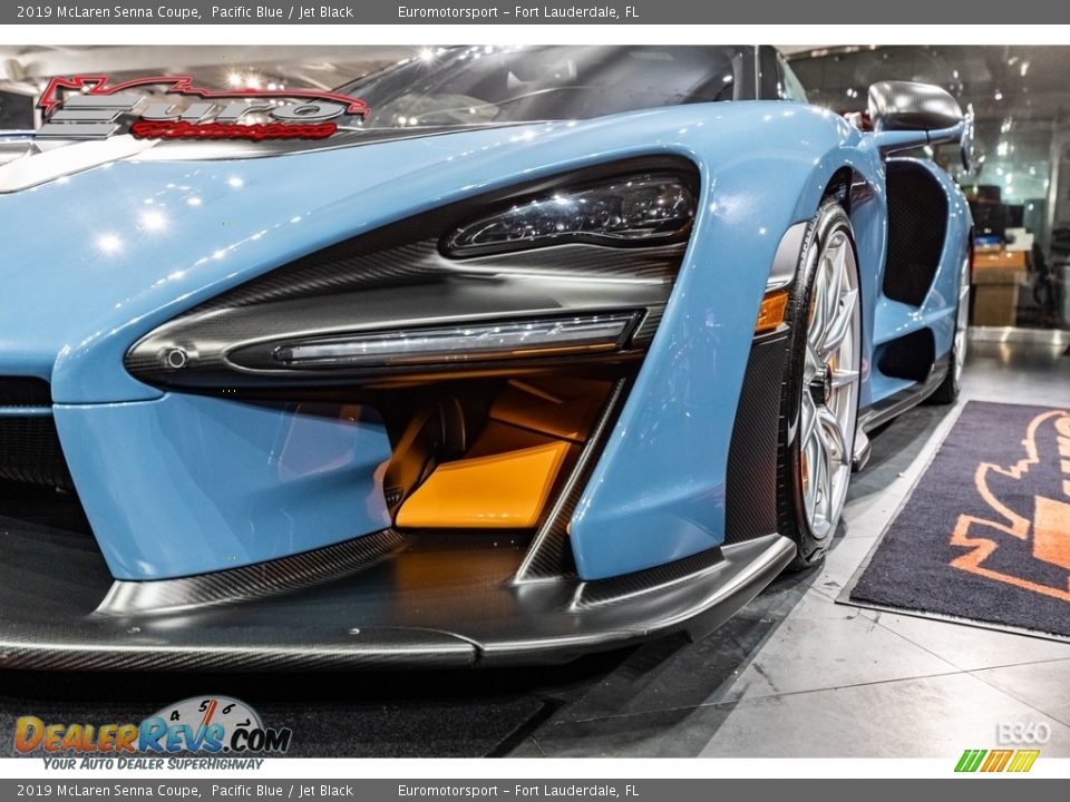 2019 McLaren Senna Coupe Pacific Blue / Jet Black Photo #1