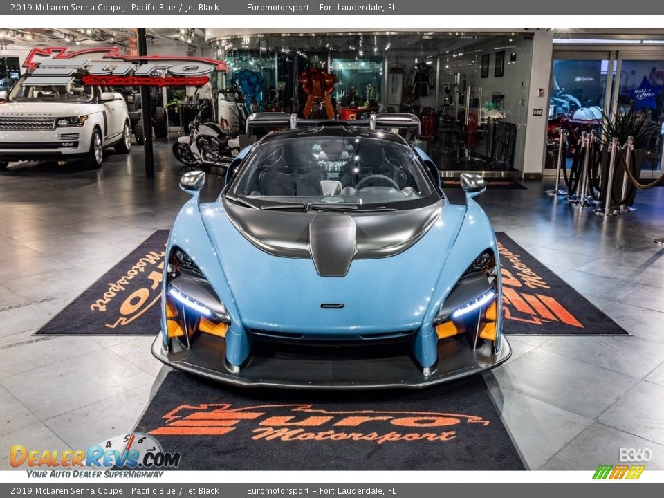 2019 McLaren Senna Coupe Pacific Blue / Jet Black Photo #13