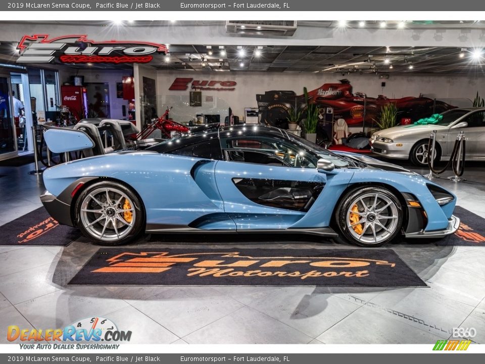 2019 McLaren Senna Coupe Pacific Blue / Jet Black Photo #20