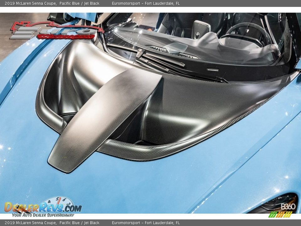 2019 McLaren Senna Coupe Pacific Blue / Jet Black Photo #29