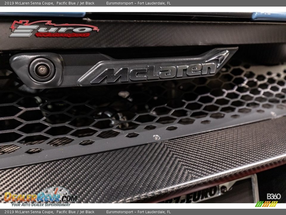 2019 McLaren Senna Coupe Pacific Blue / Jet Black Photo #38