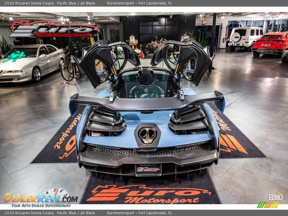 2019 McLaren Senna Coupe Pacific Blue / Jet Black Photo #41