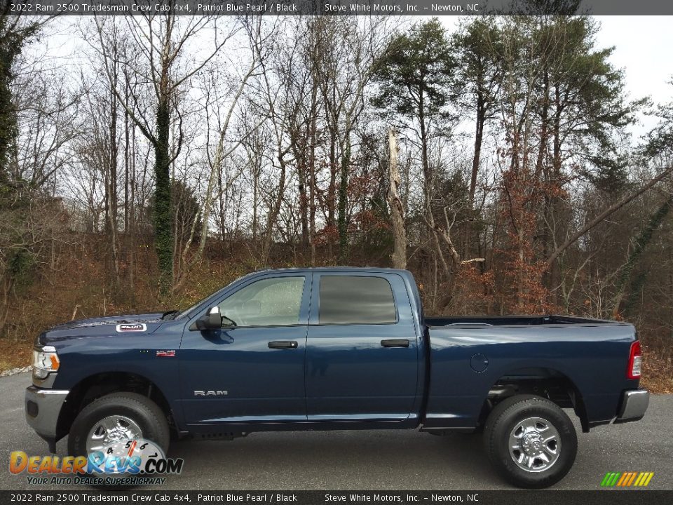 2022 Ram 2500 Tradesman Crew Cab 4x4 Patriot Blue Pearl / Black Photo #1