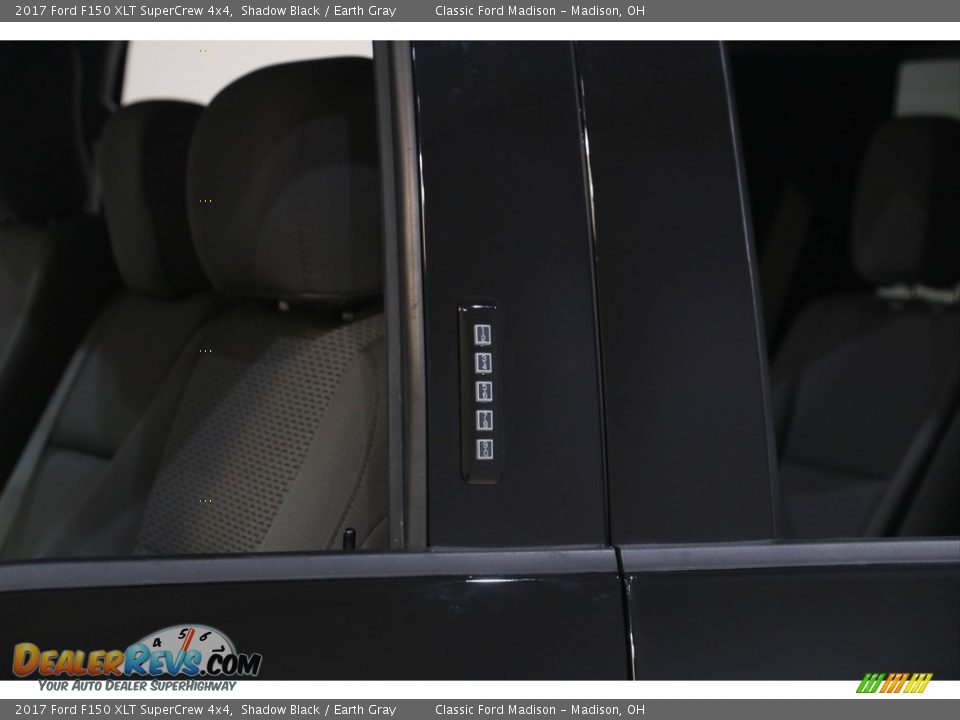 2017 Ford F150 XLT SuperCrew 4x4 Shadow Black / Earth Gray Photo #4