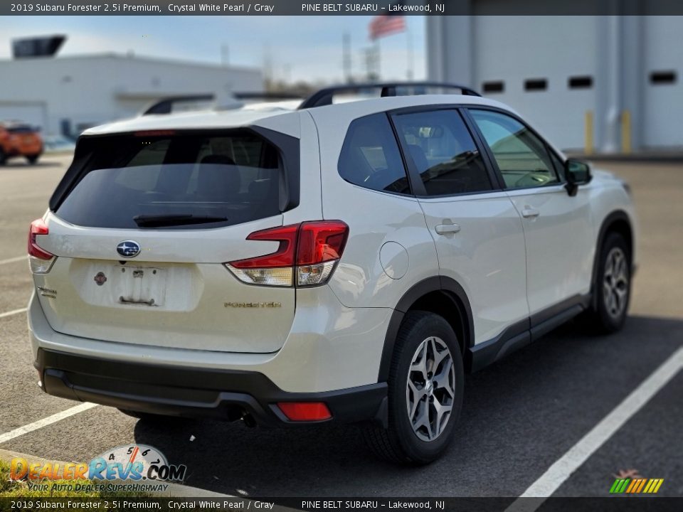 2019 Subaru Forester 2.5i Premium Crystal White Pearl / Gray Photo #3