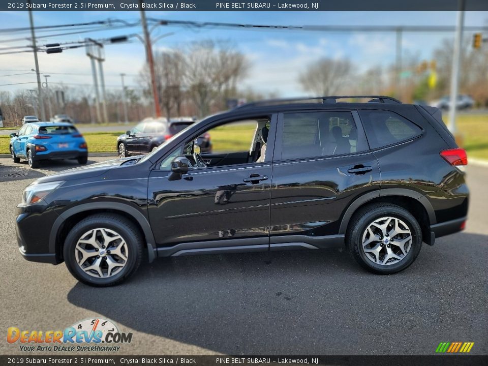 2019 Subaru Forester 2.5i Premium Crystal Black Silica / Black Photo #16
