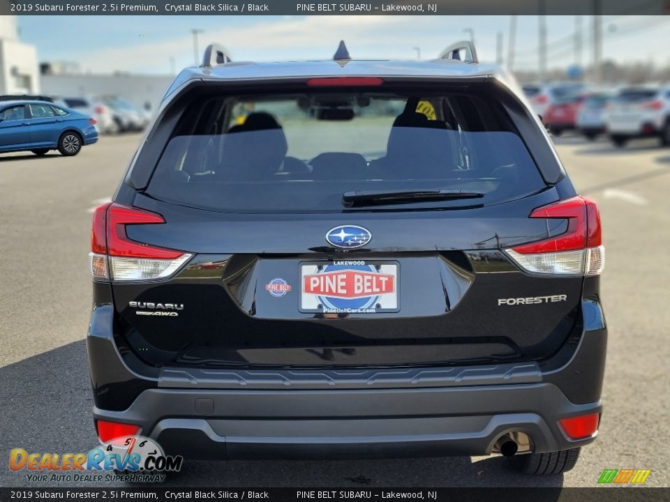 2019 Subaru Forester 2.5i Premium Crystal Black Silica / Black Photo #18