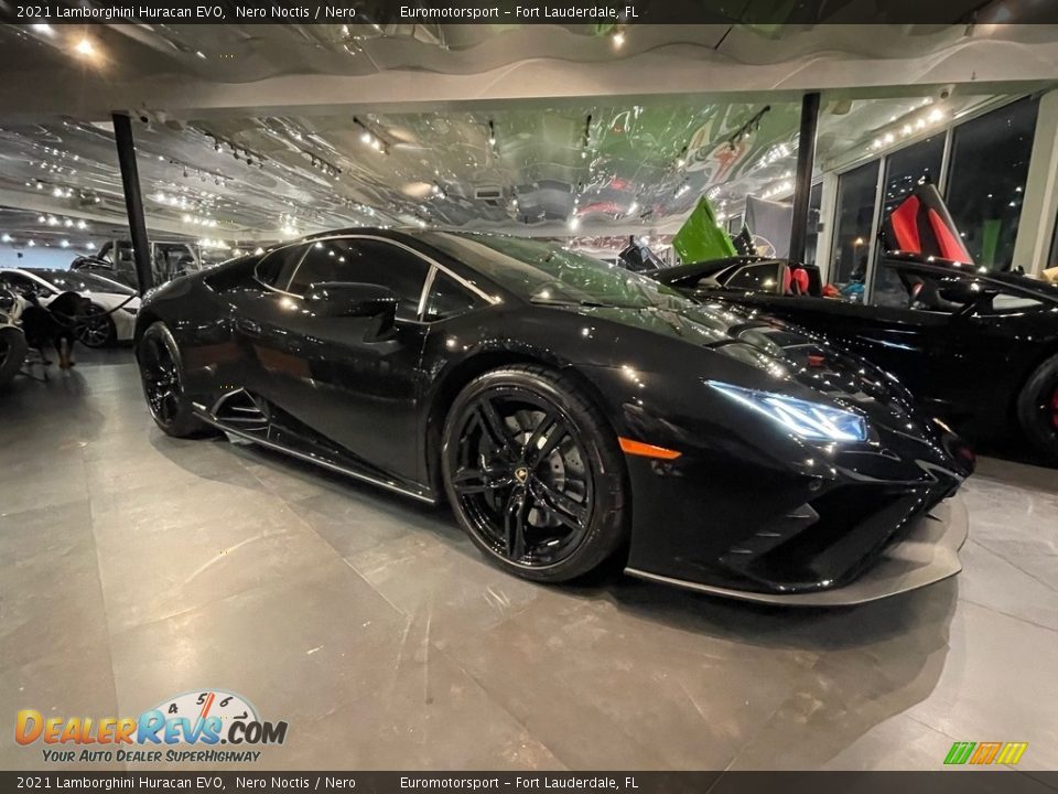 2021 Lamborghini Huracan EVO Nero Noctis / Nero Photo #2