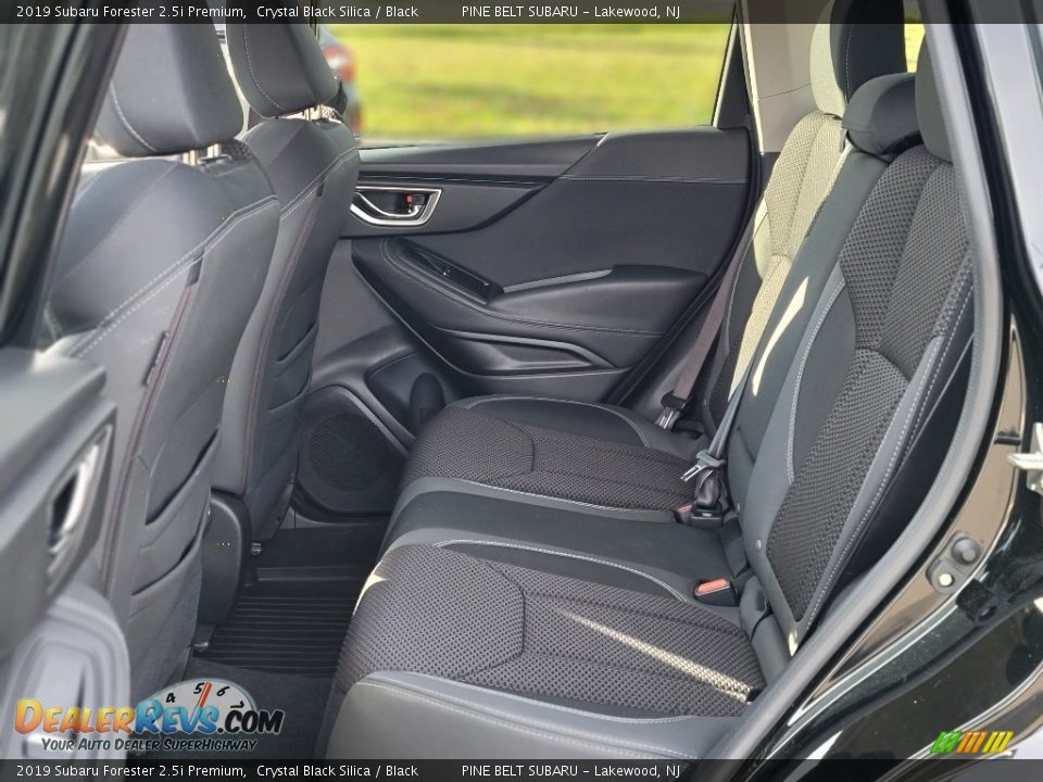 2019 Subaru Forester 2.5i Premium Crystal Black Silica / Black Photo #31