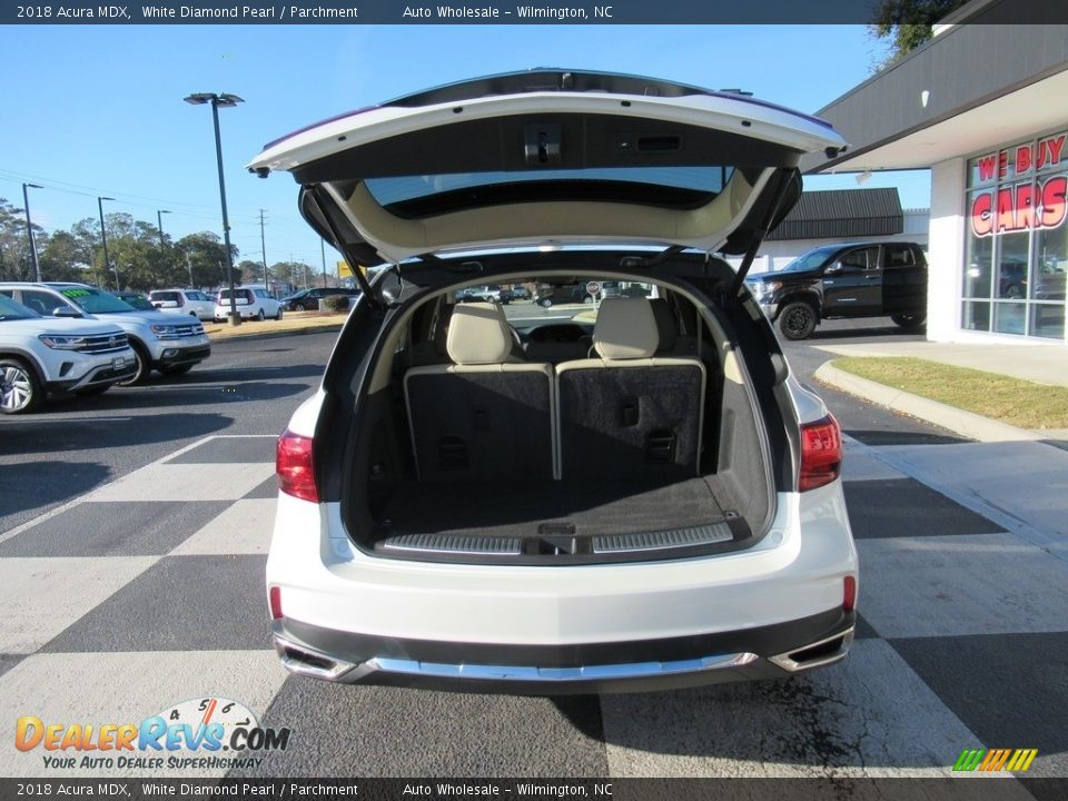 2018 Acura MDX White Diamond Pearl / Parchment Photo #5