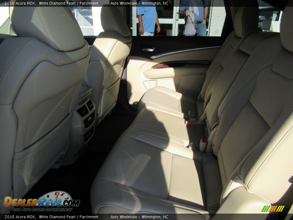 2018 Acura MDX White Diamond Pearl / Parchment Photo #12