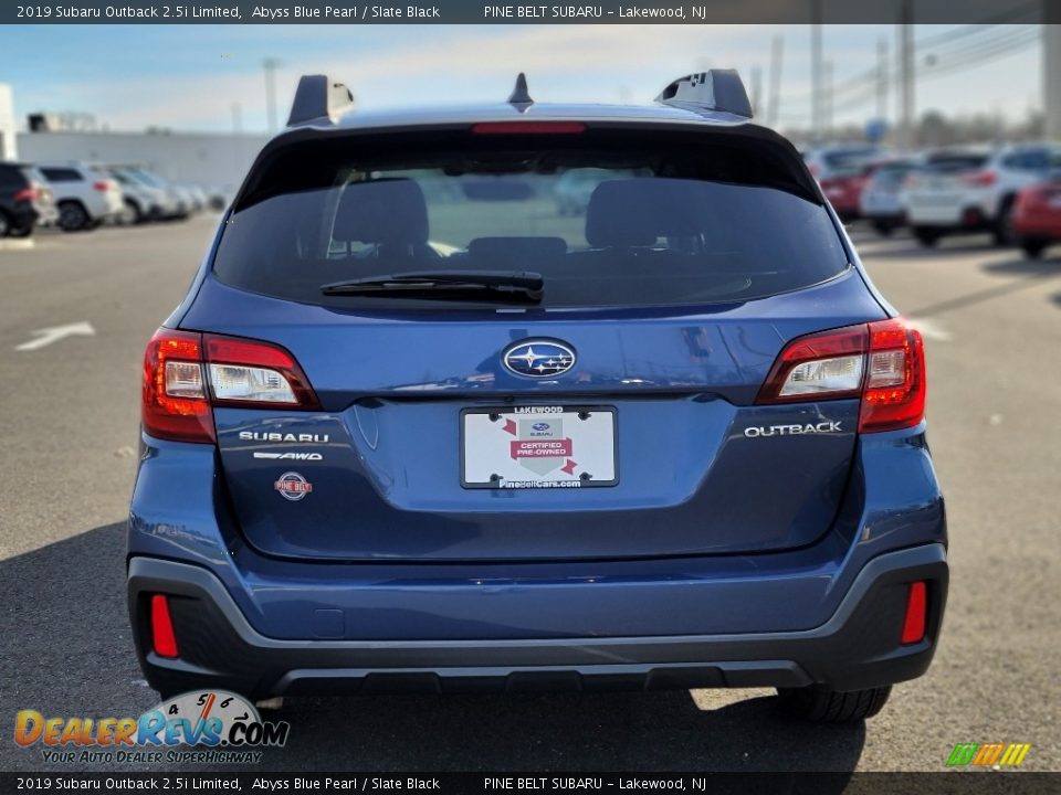 2019 Subaru Outback 2.5i Limited Abyss Blue Pearl / Slate Black Photo #19
