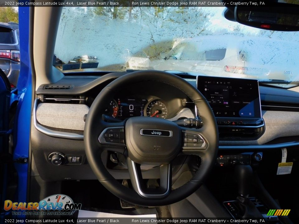 2022 Jeep Compass Latitude Lux 4x4 Laser Blue Pearl / Black Photo #13