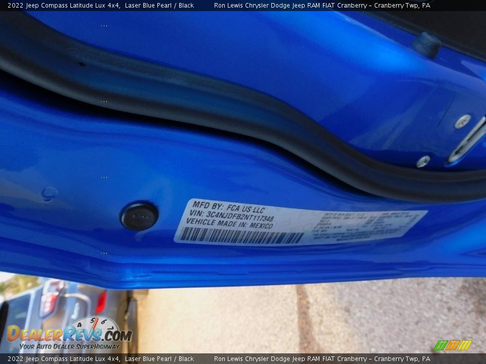 2022 Jeep Compass Latitude Lux 4x4 Laser Blue Pearl / Black Photo #20