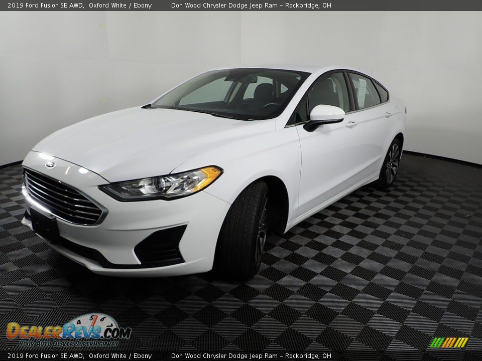 2019 Ford Fusion SE AWD Oxford White / Ebony Photo #10