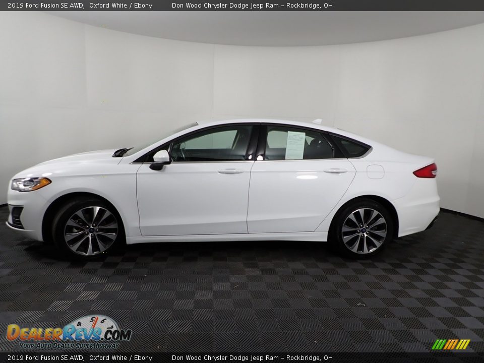2019 Ford Fusion SE AWD Oxford White / Ebony Photo #11