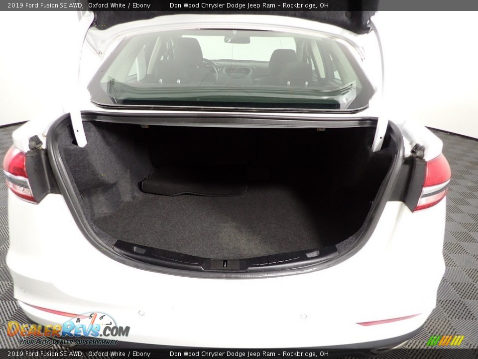 2019 Ford Fusion SE AWD Oxford White / Ebony Photo #15