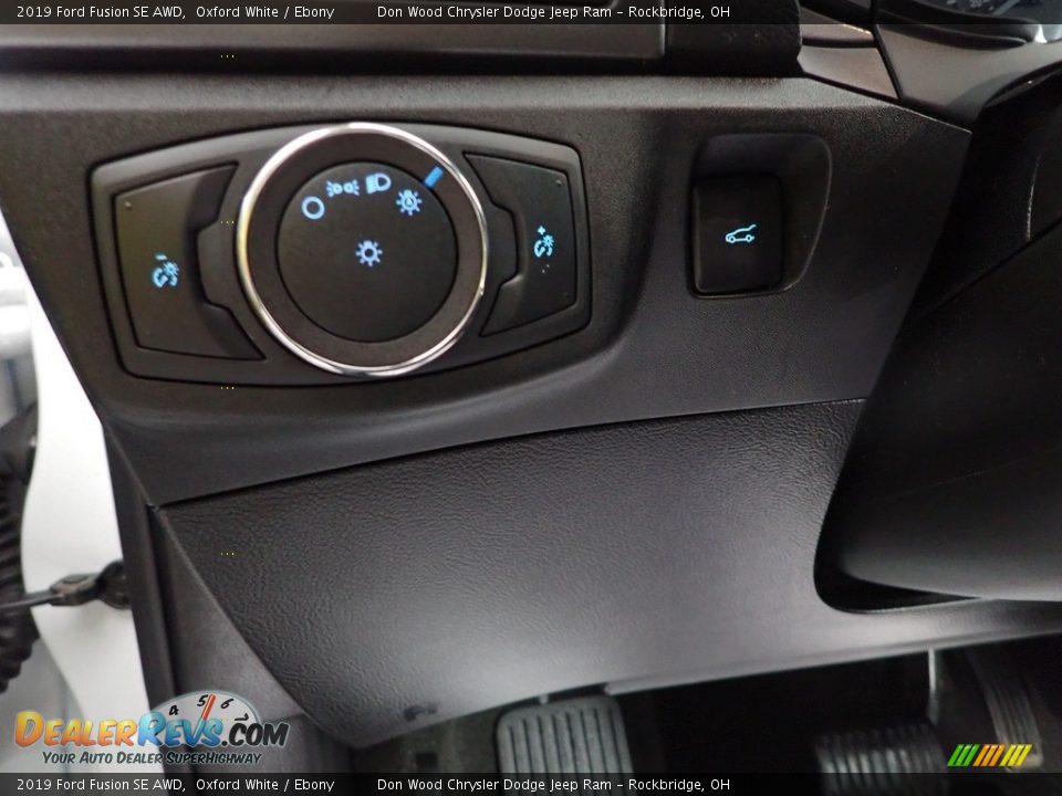 2019 Ford Fusion SE AWD Oxford White / Ebony Photo #21