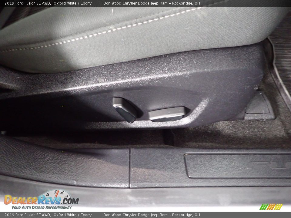 2019 Ford Fusion SE AWD Oxford White / Ebony Photo #35
