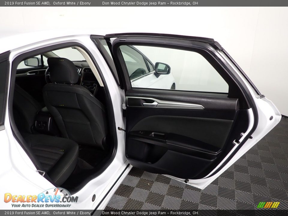 2019 Ford Fusion SE AWD Oxford White / Ebony Photo #36