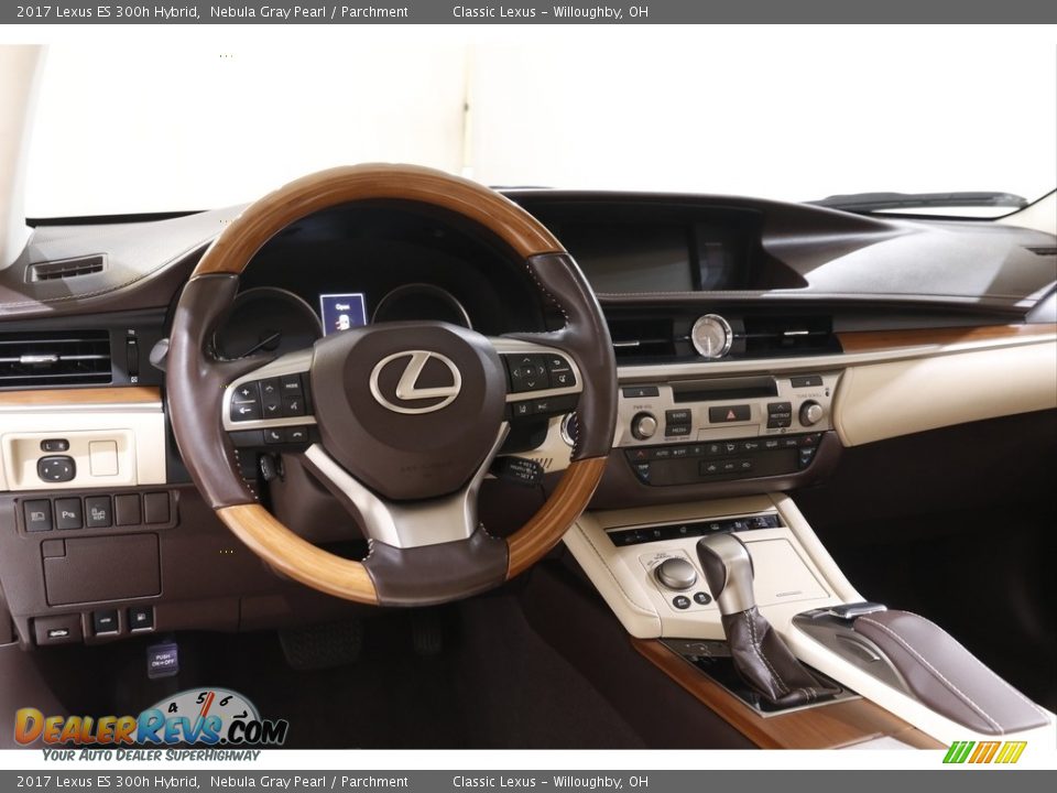 Dashboard of 2017 Lexus ES 300h Hybrid Photo #6