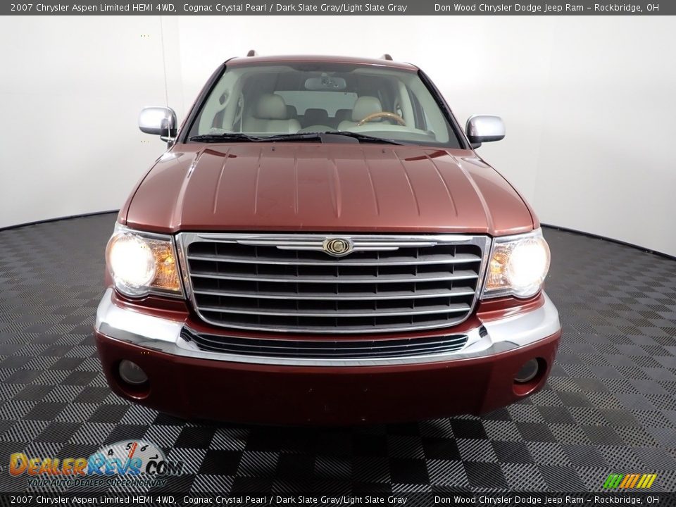 2007 Chrysler Aspen Limited HEMI 4WD Cognac Crystal Pearl / Dark Slate Gray/Light Slate Gray Photo #4