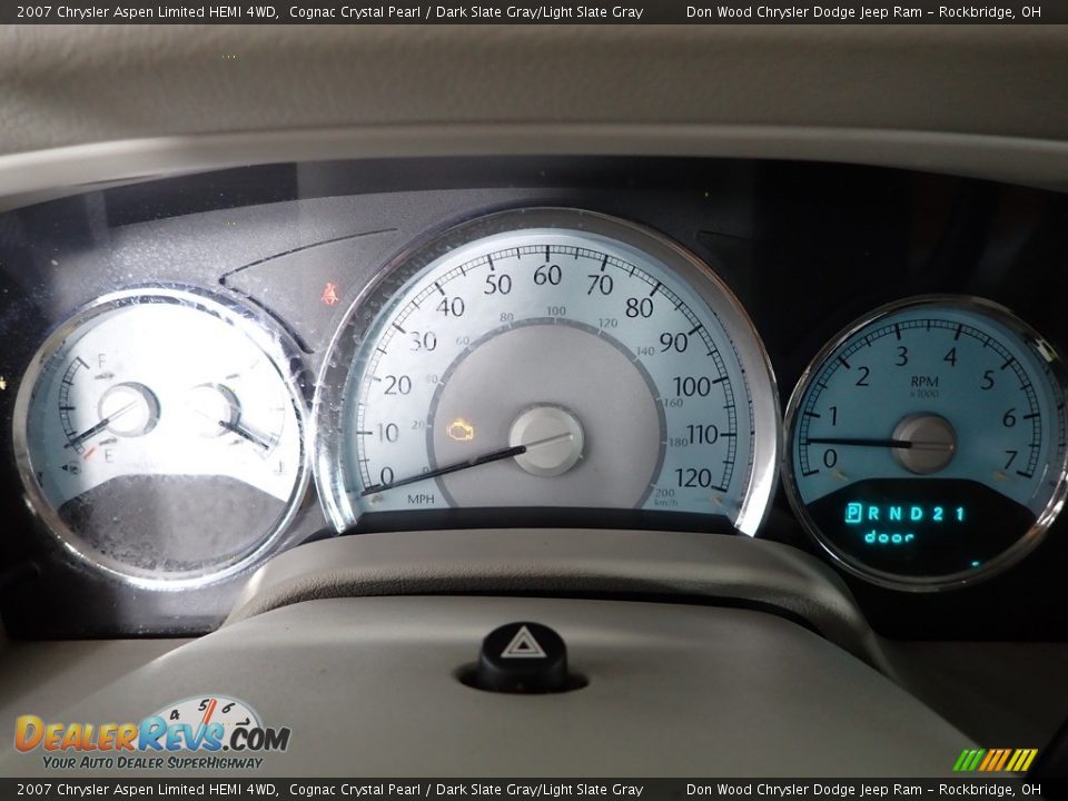 2007 Chrysler Aspen Limited HEMI 4WD Cognac Crystal Pearl / Dark Slate Gray/Light Slate Gray Photo #22