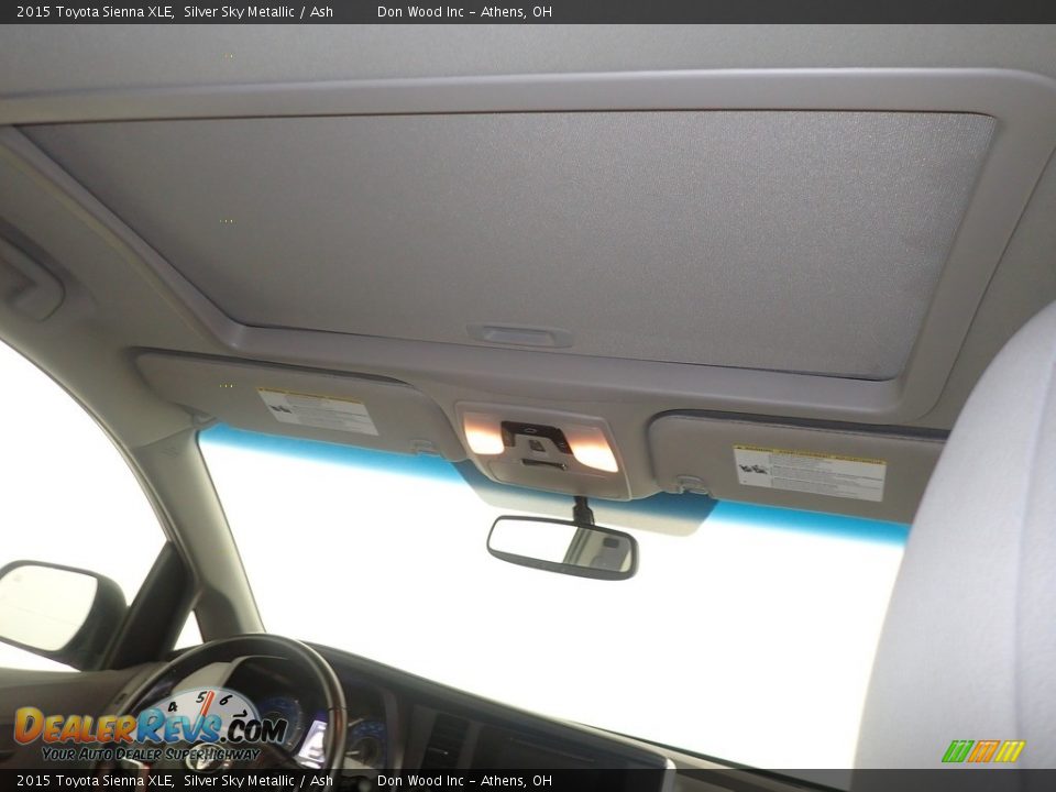 2015 Toyota Sienna XLE Silver Sky Metallic / Ash Photo #2