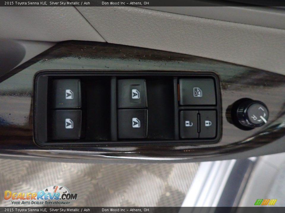 2015 Toyota Sienna XLE Silver Sky Metallic / Ash Photo #20