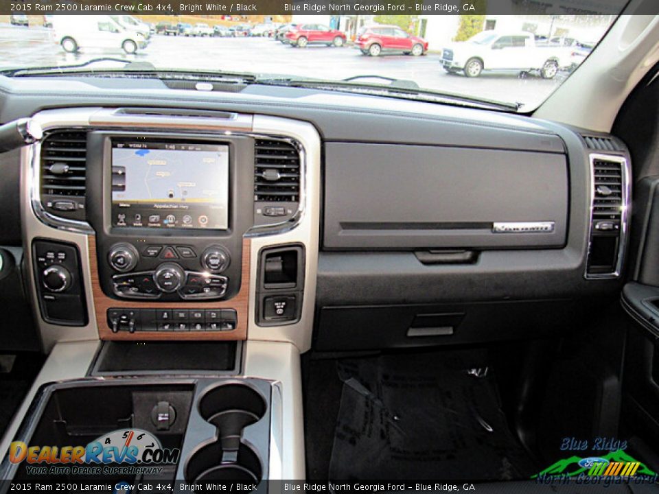 2015 Ram 2500 Laramie Crew Cab 4x4 Bright White / Black Photo #17