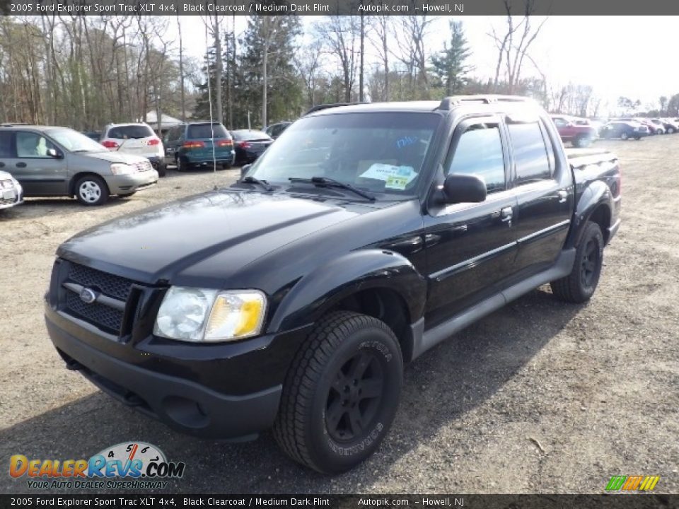 2005 Ford Explorer Sport Trac XLT 4x4 Black Clearcoat / Medium Dark Flint Photo #1